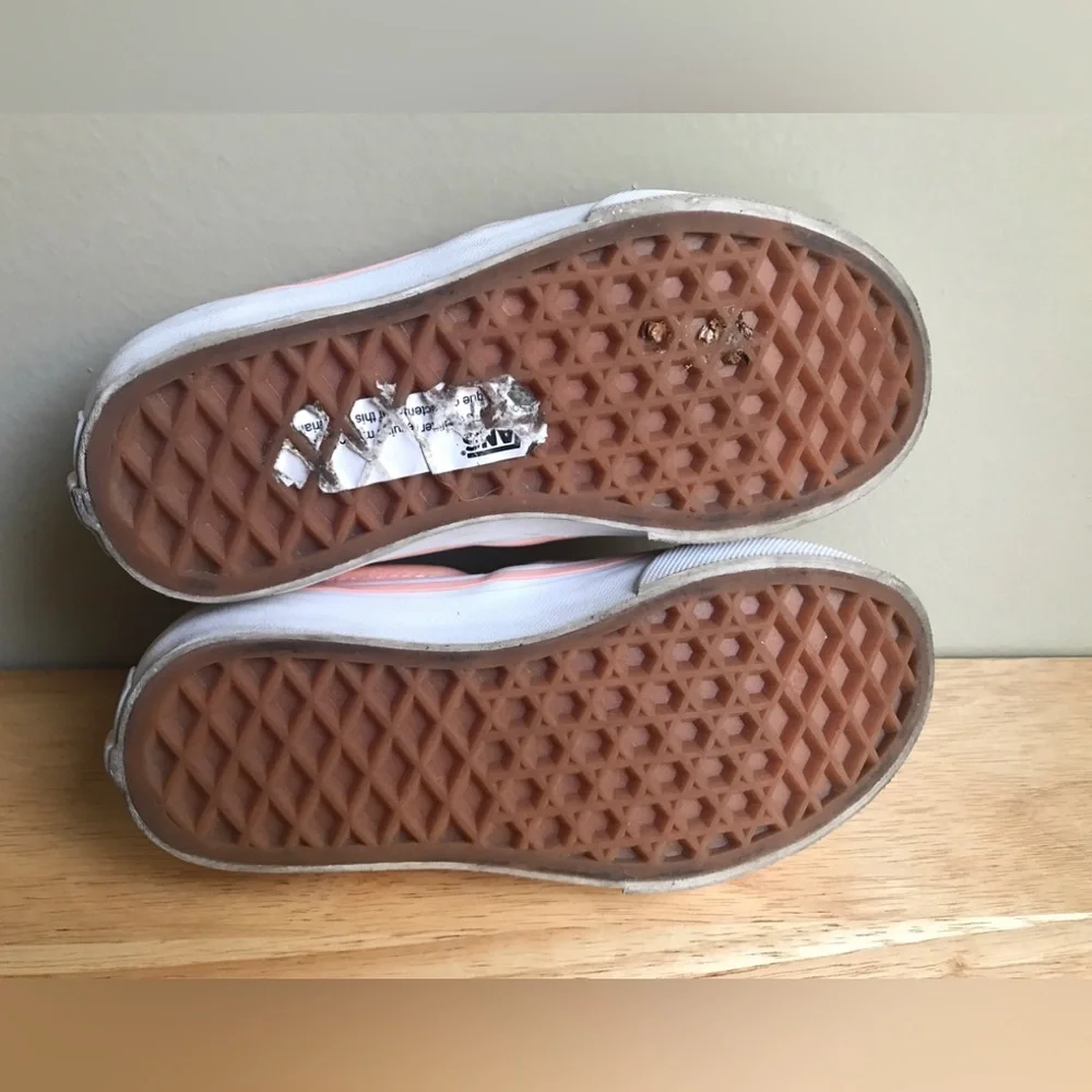 Vans Classic Slip-On Kids “Glitter - Apricot Nectar” Size: US 11.0 EUR 27.5